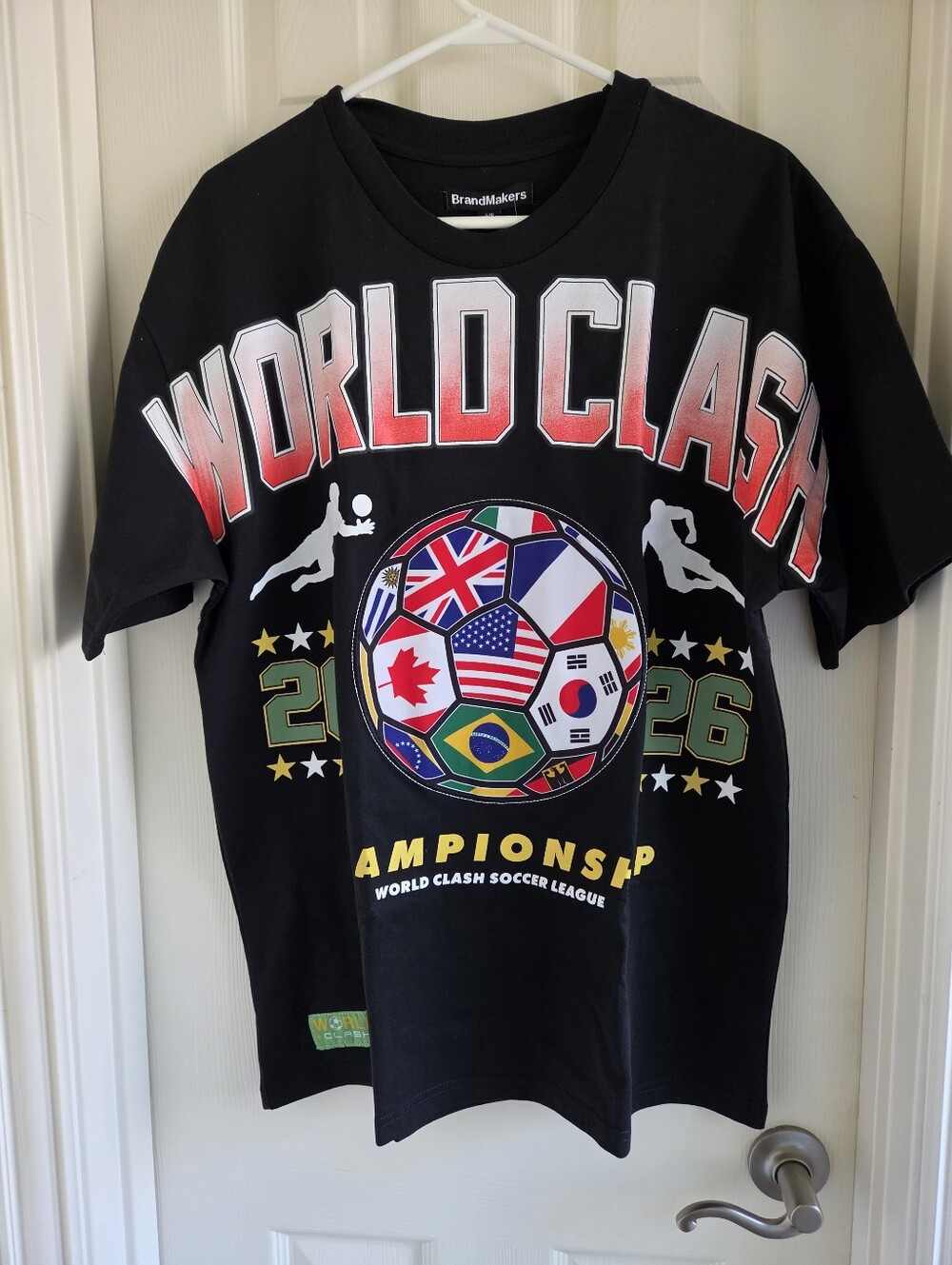 BrandMakers World Clash Soccer League T-Shirt Black Graphic Tee Men's Size L